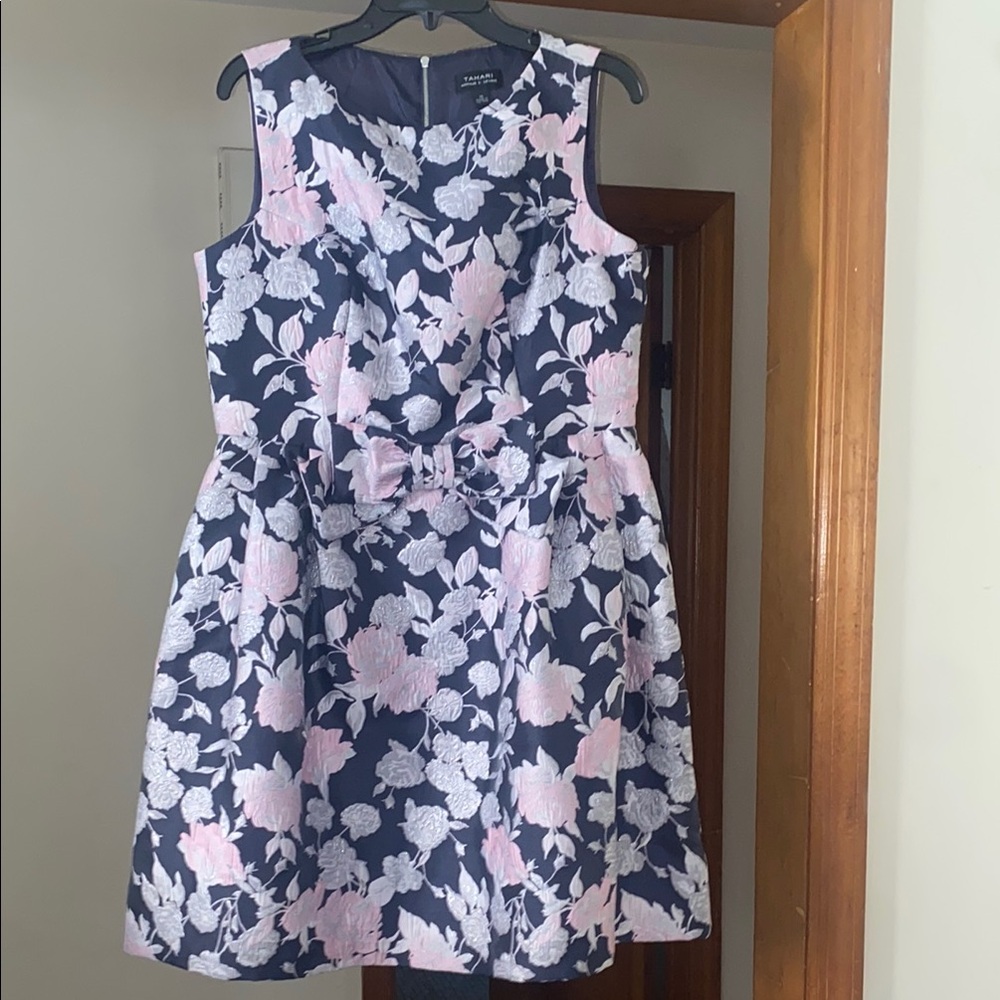 Tahari Pink and White Sleeveless A-Line Sundress